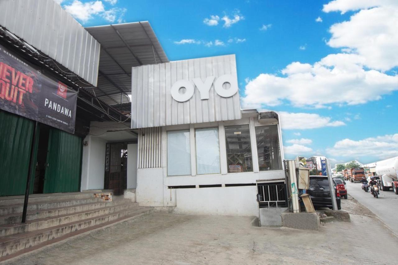 Oyo 298 Gemilang Guesthouse Tangerang Exterior photo